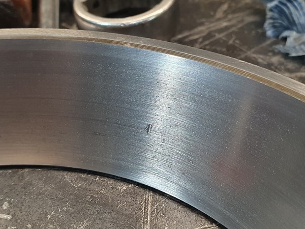 یک یافته شگفتانگیز در یک هیدروموتور Parker V14-160 یک یافته شگفتانگیز در یک هیدروموتور Parker V14-160