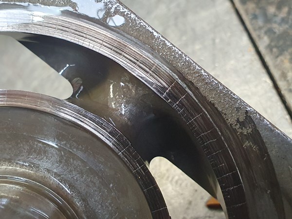 یک یافته شگفتانگیز در یک هیدروموتور Parker V14-160 یک یافته شگفتانگیز در یک هیدروموتور Parker V14-160